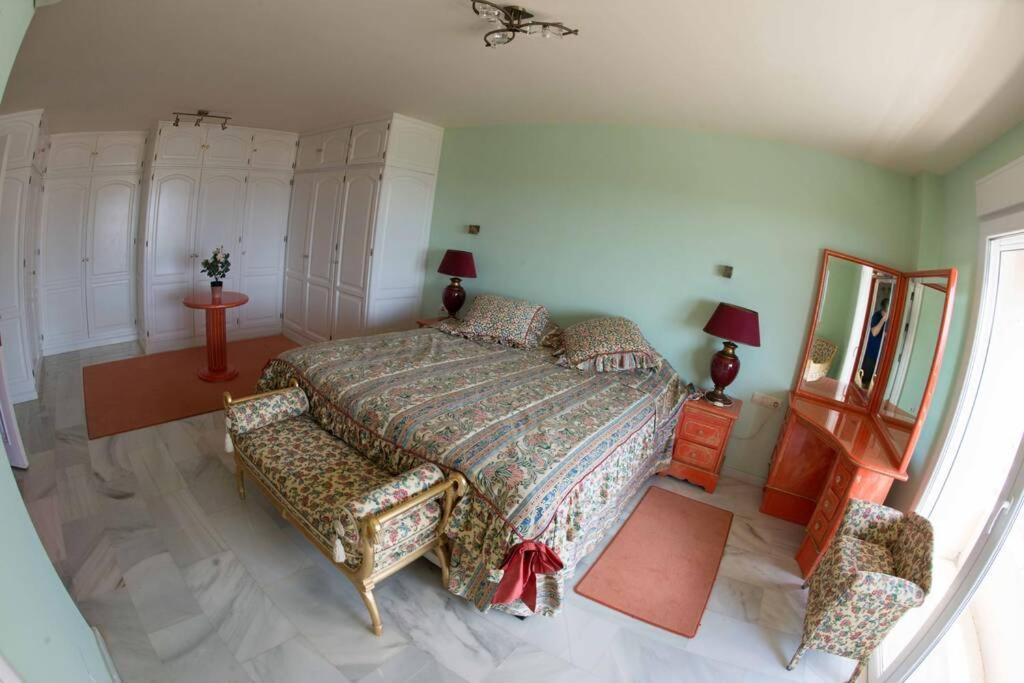 Penthouse With Private Pool, Hot Tub Jacuzzi With Sea Views And Chill-Out Zone, Close To The Sea มาร์เบยา ภายนอก รูปภาพ