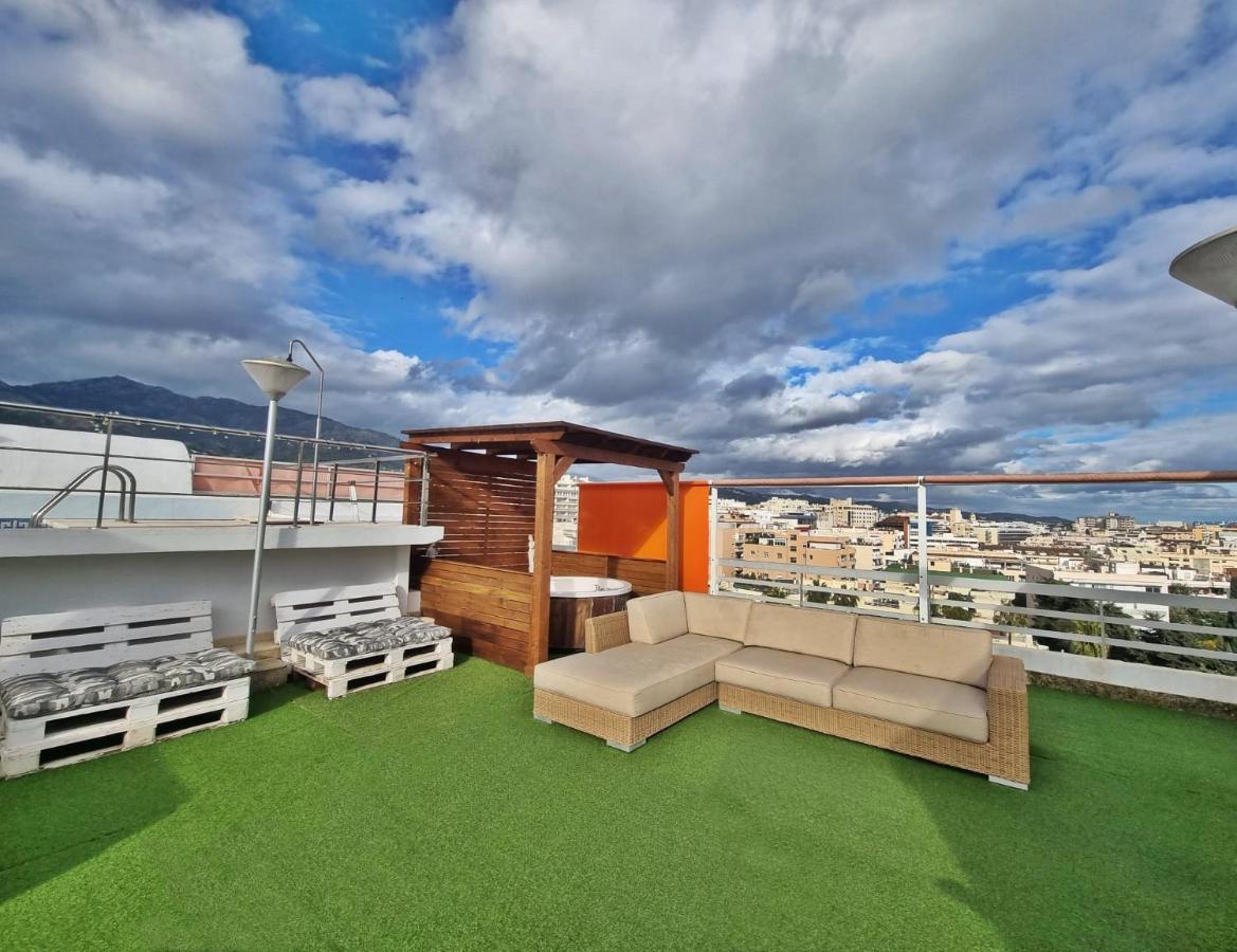 Penthouse With Private Pool, Hot Tub Jacuzzi With Sea Views And Chill-Out Zone, Close To The Sea มาร์เบยา ภายนอก รูปภาพ
