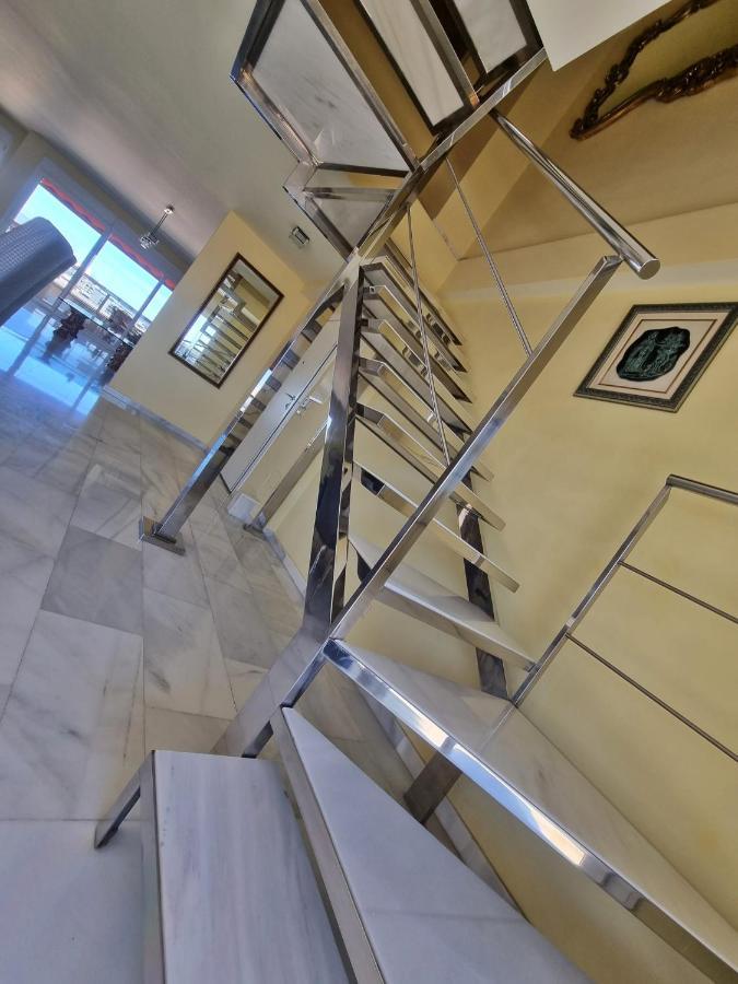 Penthouse With Private Pool, Hot Tub Jacuzzi With Sea Views And Chill-Out Zone, Close To The Sea มาร์เบยา ภายนอก รูปภาพ